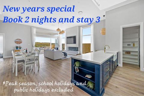 Playa Azul-Beach House On Catherine Hill Bay And Moonee Beach - 1 Gold Coast 1