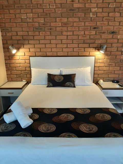Peppermill Inn Motel - Gold Coast 4U 2