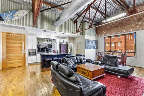 Platinum Precinct - The Apartment - 1 Gold Coast 3