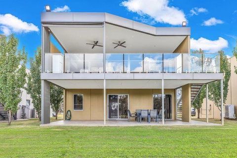 Perricoota Waters - Echuca Holiday Homes - Accommodation Gold Coast 1