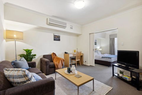 Perth City Corporate 1BRD - Accommodation Gold Coast 1