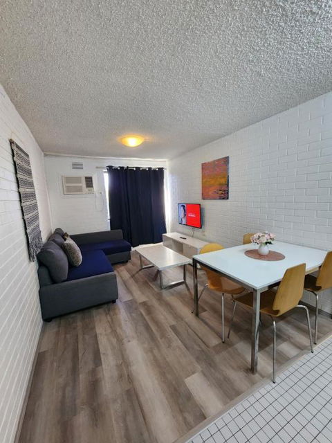 Perth City Apartment Hotel - Gold Coast 4U 1