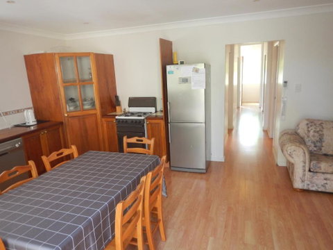 Pine Cottage - Accommodation Gold Coast 3