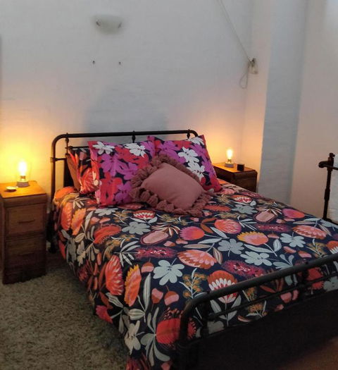 Pips On Mitchell - Beautiful Historic Apartment - Gold Coast 4U 1