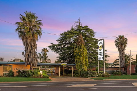 Plainsman Motel - 1 Gold Coast 1