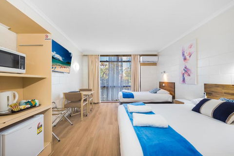 Plainsman Motel - 1 Gold Coast 2