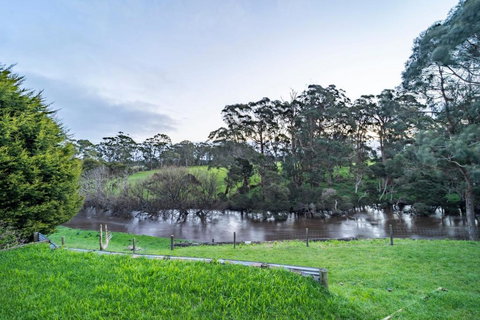 Platypus Waters B&B - Accommodation Gold Coast 3