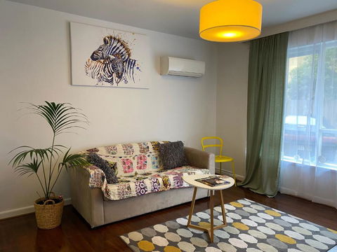 Poets Retreat - Gold Coast 4U 1