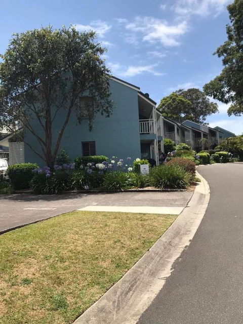 Poppies Lakeview Terrace - 2 Bedroom - Gold Coast 4U 1
