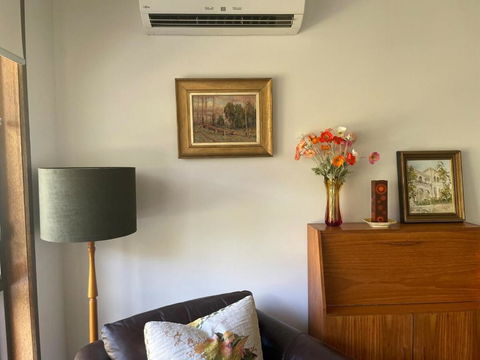Poppies Clunes - Gold Coast 4U 2