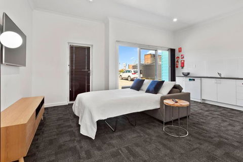 Port Lincoln Shark Apartment 5 - 1 Gold Coast 3