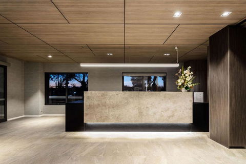 Quality Hotel Lakeside - Gold Coast 4U 3