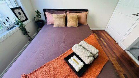 Premium Bedroom In Melbourne - Accommodation Gold Coast 2