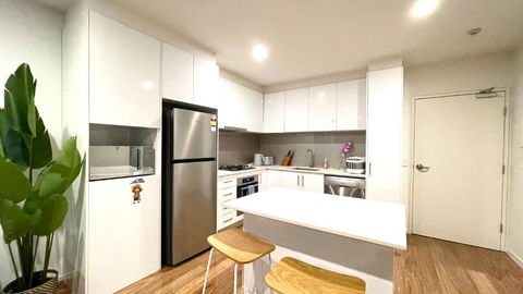 Preston Spacious 2BRM Apartment Free Parking Wi-Fi - Gold Coast 4U 2