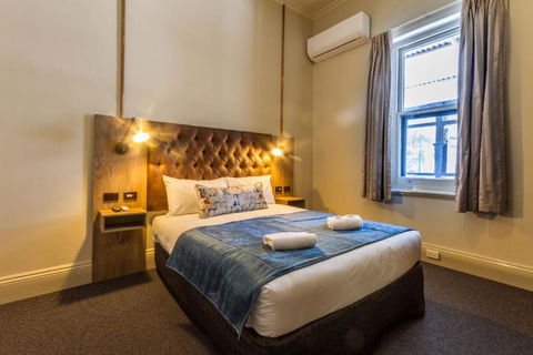 Pretoria Hotel - Gold Coast 4U 0