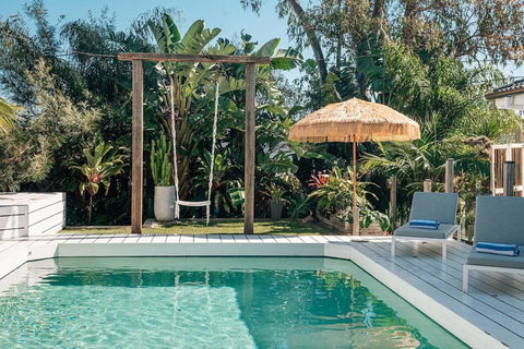 Prime Location With Pool - Walk To Coolum Beach - Accommodation Gold Coast 0