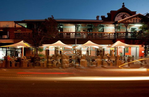 Prince Of Wales Hotel, Bunbury - Gold Coast 4U 0