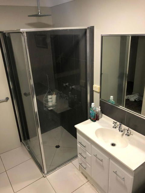 Private Bedroom Getaway - Accommodation Gold Coast 2