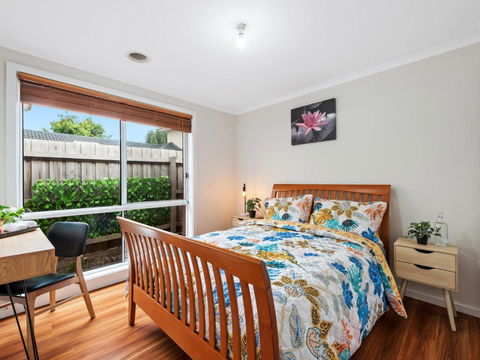 PRIVATE ROOM 4 And PRIVATE ROOM 5 Beside Monash University In Clayton - Gold Coast 4U 1