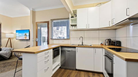 Prosecco - Accommodation Gold Coast 3