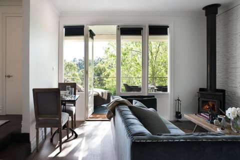 Provence Spa Villa 2 - Accommodation Gold Coast 3