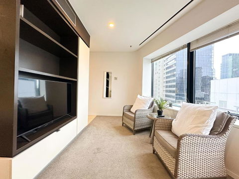 QV Central Oasis Contemporary City Getaway - Accommodation Gold Coast 3