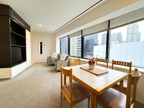 QV Central Oasis Contemporary City Getaway - Accommodation Gold Coast 2