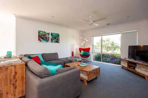 R&R By The Bay In Prime Location - Accommodation Gold Coast 2