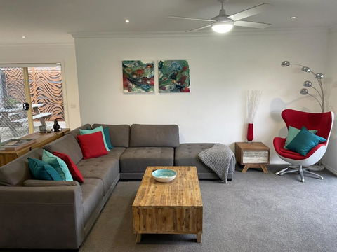 R&R By The Bay In Prime Location - Accommodation Gold Coast 0