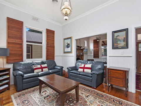 Railway Cottage - Accommodation Gold Coast 1