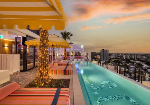 Rambla At South City SQ - Accommodation Gold Coast 3
