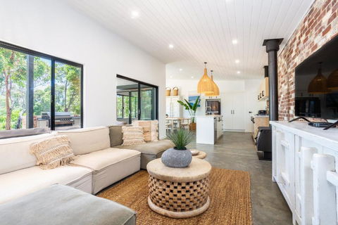 Rambles Landing - Get Lost Amongst The Trees - NEW - Gold Coast 4U 0