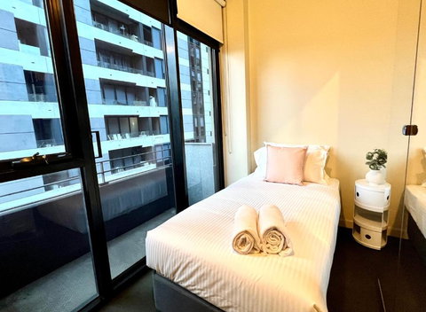 Readyset Apartments On Little Bourke - Accommodation Gold Coast 2
