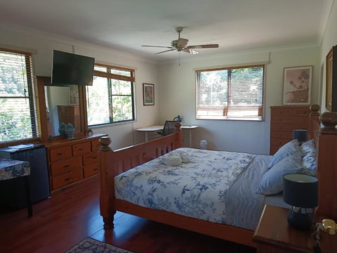 Quand0ng Valley Inn - The Hidden Waterfall Family Retreat - Accommodation Gold Coast 0