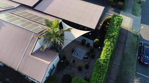 Asters On James Motor Inn - Accommodation Gold Coast 2