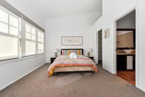 Aston On Church - Luxury Accommodation - Accommodation Gold Coast 2