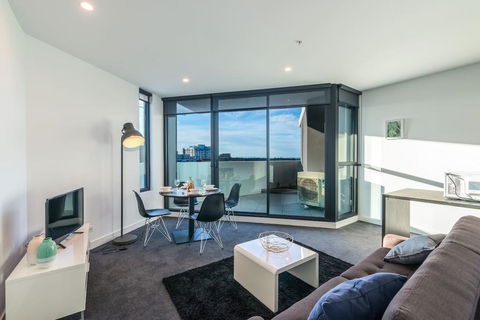 Astrina Box Hill 2 Bed Apartment - Gold Coast 4U 0