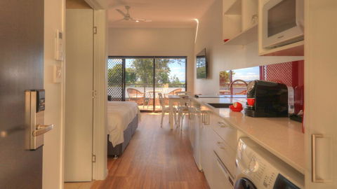 Atherton Apartments - Gold Coast 4U 0
