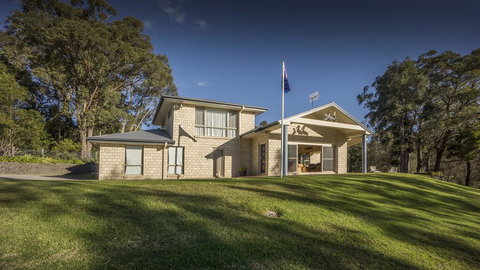 Atlantis On Lake Conjola - Sandra St 1 Lake Conjola - 1 Gold Coast 2