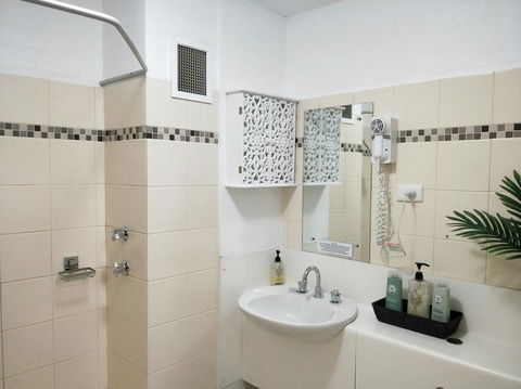 Atrium Private Stay Mandurah - Accommodation Gold Coast 0