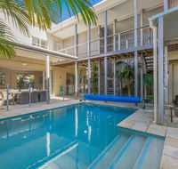 Augusta House - Gold Coast 4U