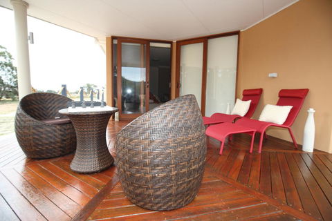 Aurora Cottages Bush Retreat - Accommodation Gold Coast 1