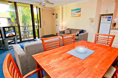 Aussie Resort - Accommodation Gold Coast 2
