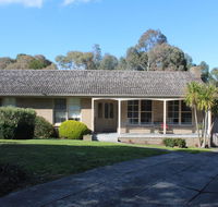 Australian Home Away  Doncaster Grange Park