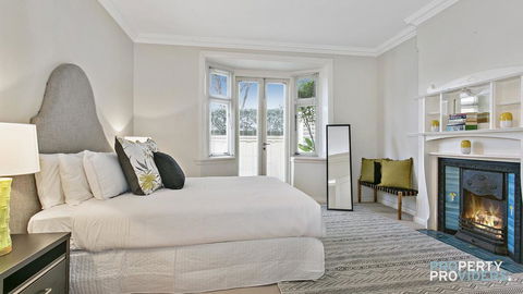 Awaba Aquatic - Footsteps To Balmoral Beach - Gold Coast 4U 1