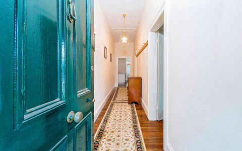 Azile 1875 Heritage Victorian Duplex - 1 Gold Coast 0