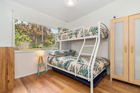 BADENOCH - Accommodation Gold Coast 1