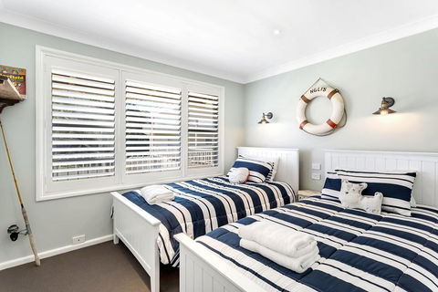 Bagnall Avenue, 1 - Accommodation Gold Coast 3