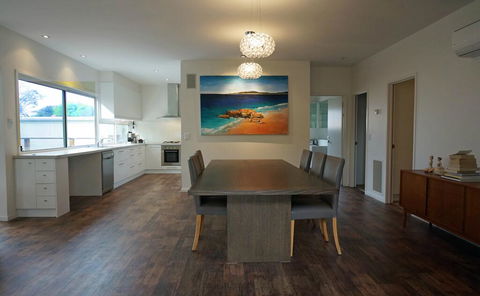 Baillieu Breeze - Gold Coast 4U 0