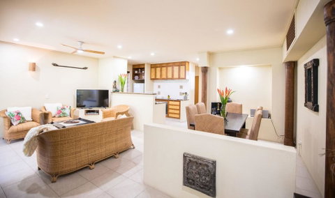 Bali Beach Villa - Port Douglas - Accommodation Gold Coast 2